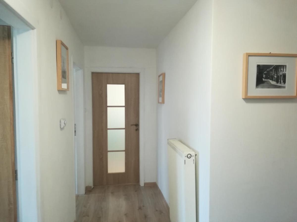 Pod Zamkom Apartment Кремница Екстериор снимка